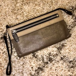 Coach 💕 Legacy Colorblock Zippy Wallet/Wristlet